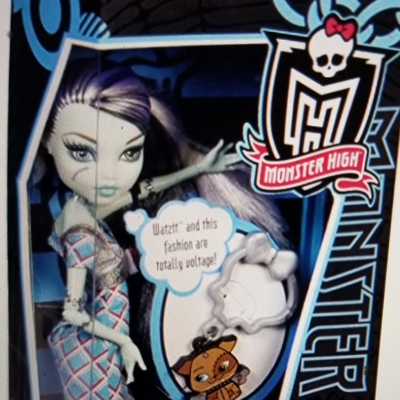 MONSTER HIGH Doll FRANKIE STEIN 2010 Frankie NIB NEW - Picture 3 of 4